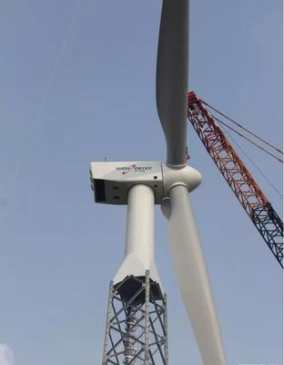 突破風速瓶頸 國內首臺低風速120m桁架塔架機組成功吊裝，助力風能發展新篇章